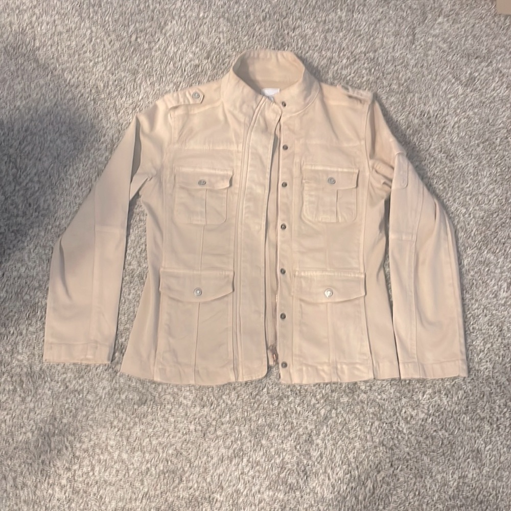 Versatile fitted jacket